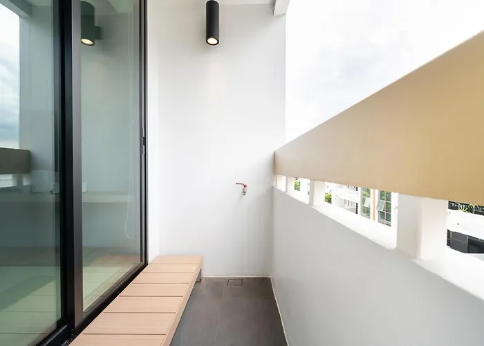 Livezen Sukhumvit Hotel