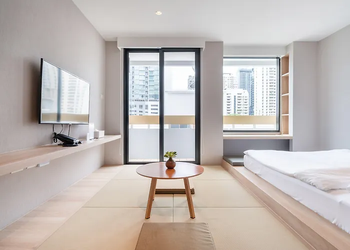 Hotel Livezen Sukhumvit